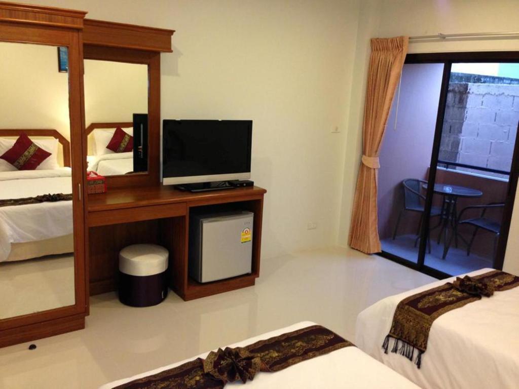 Phuket Airport Inn Ban Bo Han Phòng bức ảnh