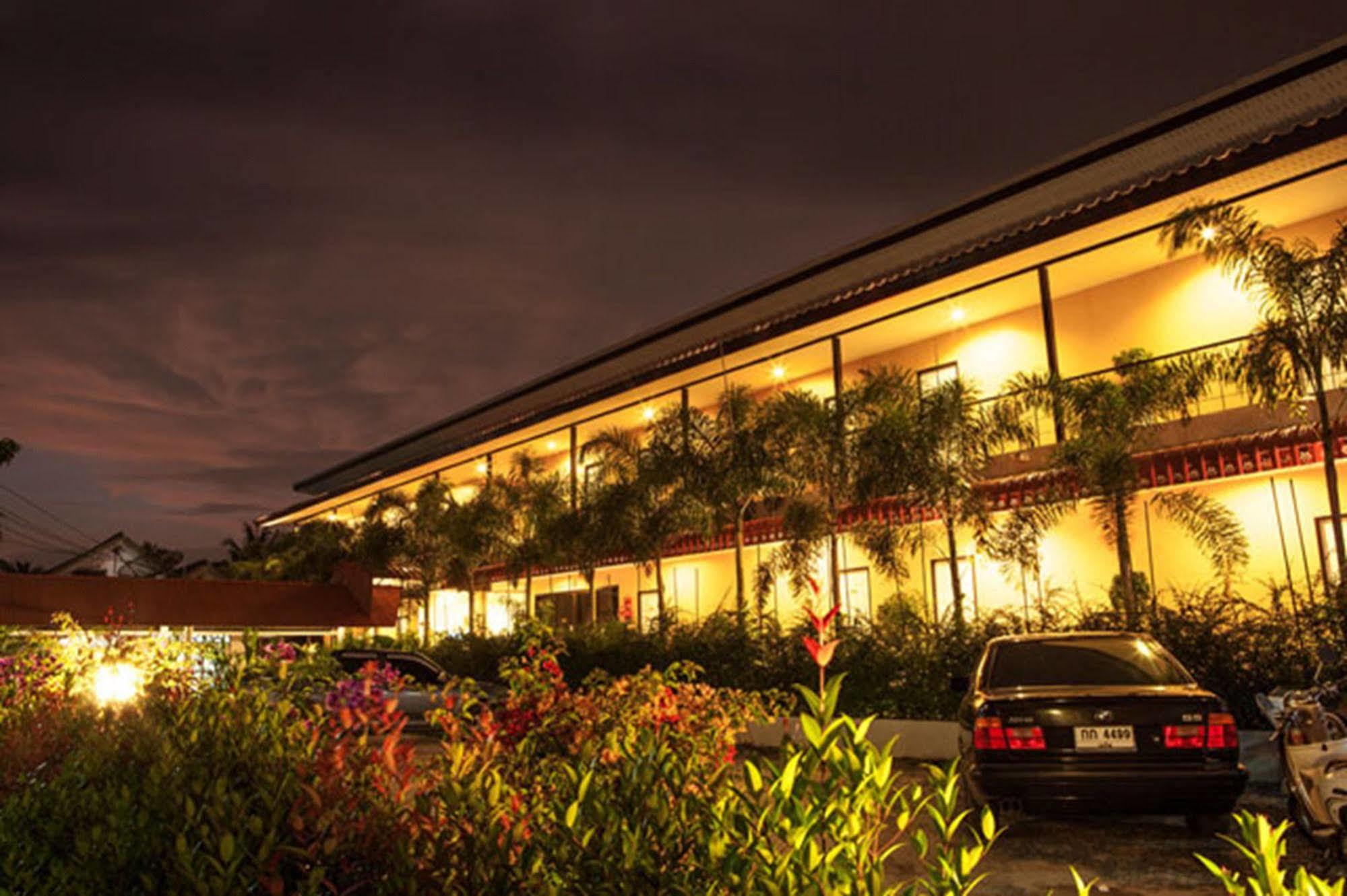 Phuket Airport Inn Ban Bo Han Ngoại thất bức ảnh